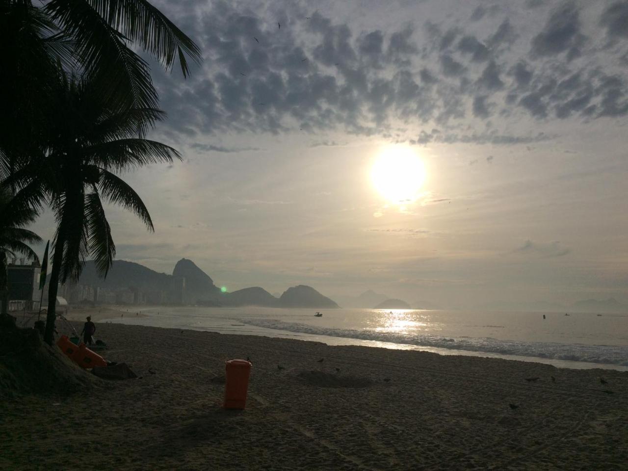 Apartamento Copa - Copacabana Posto 4 *
